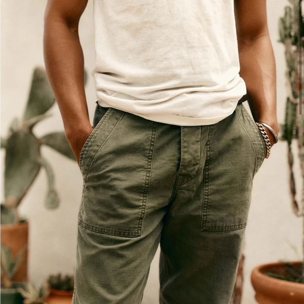 imogene + willie Men's Sage Cargo Pants